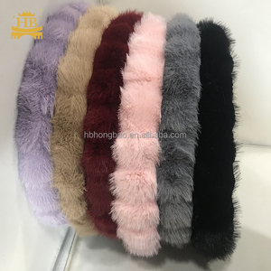 Accessoires d'intérieur de voiture en gros <span class=keywords><strong>Couvre</strong></span>-<span class=keywords><strong>volant</strong></span> <span class=keywords><strong>rose</strong></span> Épaulettes Coussin d'accoudoir <span class=keywords><strong>Couvre</strong></span>-<span class=keywords><strong>volant</strong></span> en <span class=keywords><strong>fourrure</strong></span> de haute qualité - Product Image 4