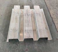 Machine de formage à froid de plaques de plancher en acier de haute précision pour la production de panneaux de plancher en métal