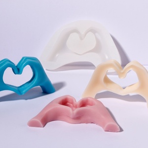 Moule en silicone en gros pour la Saint-Valentin, motif geste d'amour, pour bougies parfumées et résine - Product Image 4