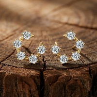 Boucles d'oreilles clous en argent 925 plaqué or, forme de C, 5 diamants moissanite, cadeau de Nouvel An original, bijoux pour femmes, usage quotidien