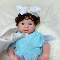 Poupée réaliste bébé nouveau-né en silicone, cheveux bouclés bruns de 18 pouces, jouet doux pour fille, corps entier, anti-stress, faite à la main + accessoires, cadeau