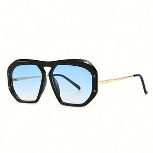 Gafas de Sol Cuadradas Vintage de Moda 2022 para Mujer, Gafas Transparentes con Protección UV400, Gafas de Sol Poligonales Extra Grandes para Hombre - Product Image 3