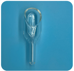 Bote de pesaje en <span class=keywords><strong>miniatura</strong></span> de vidrio, cuchara de pesaje de vidrio personalizada de alta calidad - Product Image 3