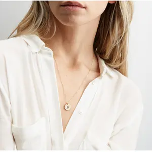 Популярные Модные 14k позолоченные ожерелье Буквы Алфавита Ожерелье Женщины Ювелирные изделия из нержавеющей стали