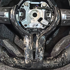 Volante Deportivo de Fibra de Carbono M Sport para BMW F05 F07 F10 F11 F12 F15 F20 F21 F22 F25 F26 F30 F31 F32 F35 F36 E90 - Product Image 4