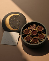 Boîte à chocolat ronde pour Ramadan, en carton, pour noix et dattes, emballage de luxe, boîte à bonbons en tissu doux brodé pour la Saint-Valentin