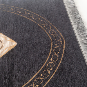 Tapis <span class=keywords><strong>de</strong></span> <span class=keywords><strong>prière</strong></span> musulman noir personnalisable, lavable en machine, en chenille, personnalisable, doux, léger, tapis <span class=keywords><strong>de</strong></span> voyage islamique Sajadah - Product Image 4