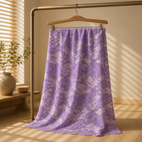 Tissu en dentelle de rayonne tricotée légère à motif de feuilles en guipure de nylon et coton, doux et confortable au toucher, pour robes, vêtements et articles de maison