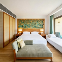 Ensemble de mobilier FF&E pour hôtel de villégiature tropicale : lit de chambre, meuble-lavabo de salle de bain, design moderne, meubles sur mesure en contreplaqué pour chambre d'hôtel