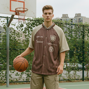 Personalizado de los hombres con cuello en V de manga corta de retazos bordado americano Retro a rayas con cuello en V camisa de béisbol Varsity chaqueta - Product Image 1