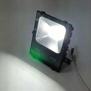Projecteur LED 50W 100W à puce COB IP66 extérieur haute luminosité large faisceau à montage en surface - Product Image 3