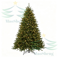 Sapin de Noël artificiel sur mesure OEM en gros de 7 pieds avec lumières LED pré-éclairées pour l'intérieur et l'extérieur