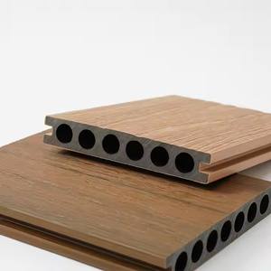 Plancher de terrasse en composite bois-plastique WPC SHENGCHENG, co-extrusion antidérapante, facile à nettoyer, pour extérieur - Product Image 4