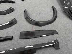 Kit de carrosserie de seuil de bienvenue de garde-boue large de diffuseur arrière de jupe latérale de lèvre avant de fibre de carbone de style d'OEM pour Ferarri <span class=keywords><strong>Purosangue</strong></span> FUV - Product Image 6