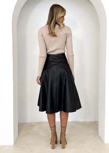 Automne et hiver nouveau parapluie en forme de petite <span class=keywords><strong>jupe</strong></span> en cuir Slim Fit PU cuir tempérament taille haute demi-<span class=keywords><strong>jupe</strong></span> vêtements pour femmes - Product Image 6