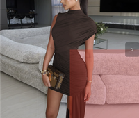 Robe d'été à ruban mince avec col rond Robe irrégulière à manches courtes