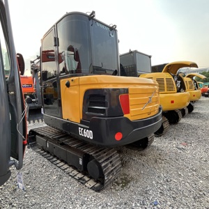 Populaire <span class=keywords><strong>Volvo</strong></span> EC60D d'occasion sur chenilles, modes de travail réglables, prix raisonnable pour les concessionnaires mondiaux de mini-équipements - Product Image 3