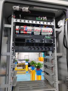 Gabinete para Baterías de Exterior de 19 Pulgadas, 32U 42U, IP65 IP55, Equipo de Telecomunicaciones de Acero Inoxidable con Aire Acondicionado - Product Image 6
