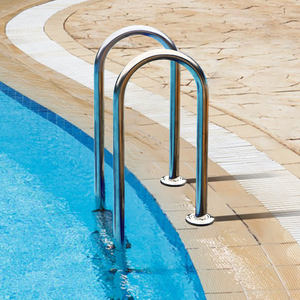 Escalera de Piscina Resistente y Duradera de Acero Inoxidable Antideslizante con Peldaños Anchos y Estables para Piscinas en el Patio Trasero - Product Image 6