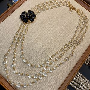 Parure de bijoux ZX en cristal naturel français et perles de camélia, collier, boucles d'oreilles et bague, bijoux de personnalité raffinée pour femme, idéal comme cadeau - Product Image 4