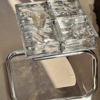 Table basse en verre Bauhaus avec pieds tubulaires chromés courbés, carrée épaisse et transparente, pour salon ou petit espace