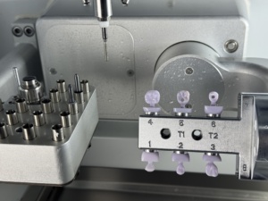 เครื่องกัดทางทันตกรรมสำหรับห้องแล็บทางทันตกรรมเครื่องกัดโลหะ CNC เซรามิกกระจกเปียก5แกน - Product Image 5