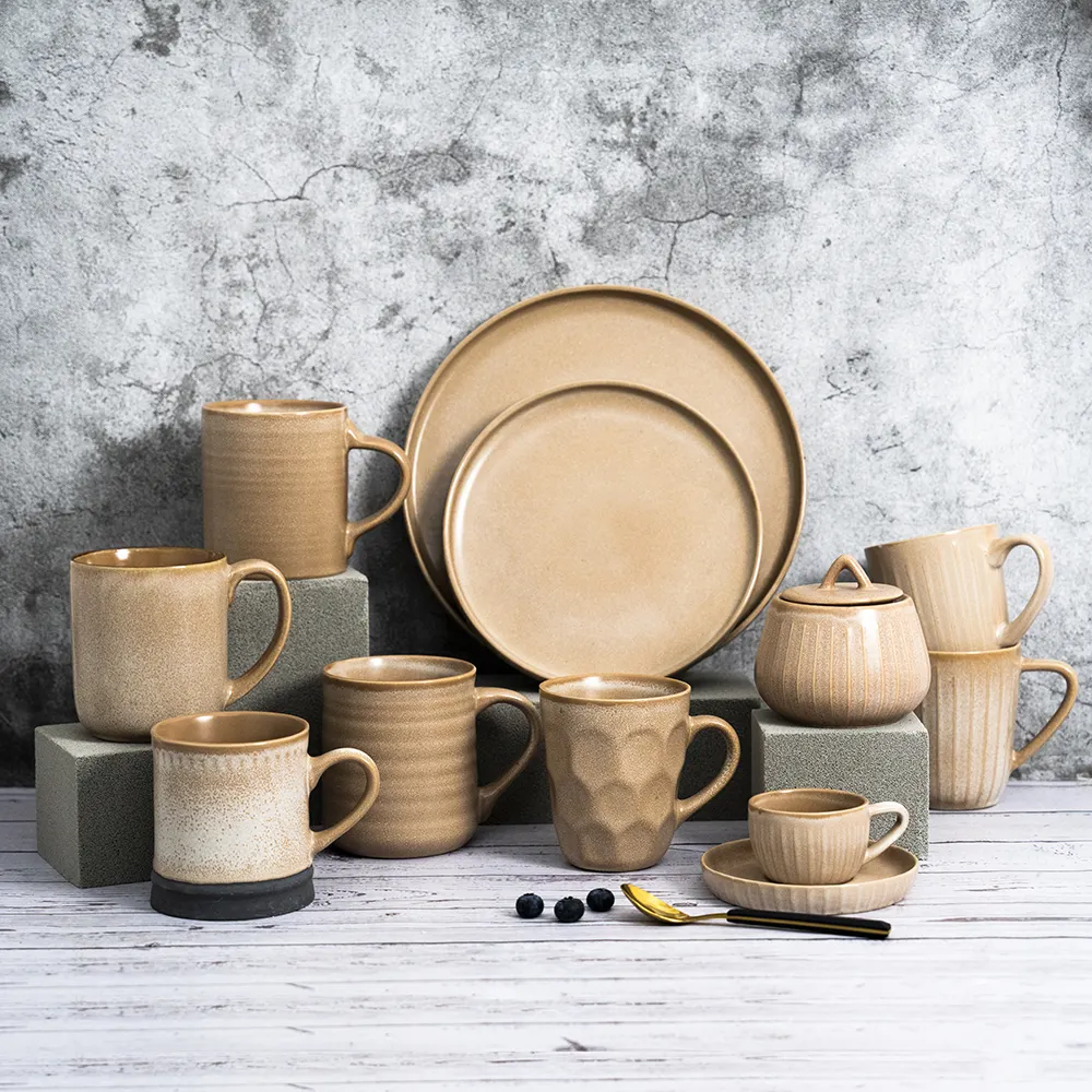 Set peralatan makan keramik buatan khusus pabrikan set peralatan makan keramik antik dari Cina