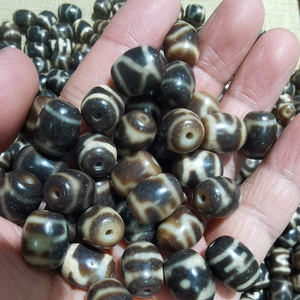 <span class=keywords><strong>Agata</strong></span> di 11*14MM fatta <span class=keywords><strong>marrone</strong></span> vecchie perle Dzi, Tianzhu - Product Image 1