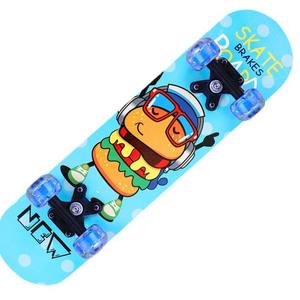 สเก็ตบอร์ดลายมังกรขนาด 60 ซม. สำหรับเด็ก พร้อมล้อไฟกระพริบ ทนทาน บอร์ดสี่ล้อ รุ่น 2406A สเก็ตบอร์ดสำหรับเด็กเริ่มต้น - Product Image 5