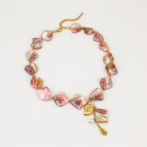 Collar de Concha de Perla y Acero Inoxidable Chapado en Oro de 18K, Estilo Océano, Resistente al Agua, para Mujer - Product Image 6