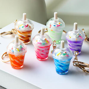 Llavero de PVC con diseño de bebidas de burbujas Boba, creativo y bonito, ligero, colgante de moda con diseño de helado y café, regalo para mujeres y niños - Product Image 2