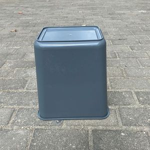 Procesamiento personalizado de contenedores de basura, botes de basura y varios otros productos plásticos; desarrollo de productos relacionados. - Product Image 4