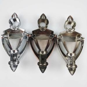 Nuevo golpeador <span class=keywords><strong>de</strong></span> puerta <span class=keywords><strong>de</strong></span> aleación <span class=keywords><strong>de</strong></span> zinc con acabado plateado tradicional, antirrobo, antioxido, diseño moderno, tornillo metálico antiguo a granel 5 - Product Image 4