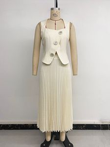 Completo da Donna: <span class=keywords><strong>Top</strong></span> Senza Maniche Stile Blazer con Bottoni <span class=keywords><strong>e</strong></span> <span class=keywords><strong>Gonna</strong></span> Plissettata <span class=keywords><strong>a</strong></span> <span class=keywords><strong>Vita</strong></span> <span class=keywords><strong>Alta</strong></span> Elasticizzata, Set Due Pezzi - Product Image 6