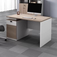 Vente en gros de meubles commerciaux modernes en bois de luxe Chef Table de bureau en forme de L avec chaises et classeur