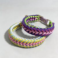 Collier de luxe pour chien en paracorde tressé à la main, collier de sécurité détachable, collier coloré multi-brins en polyester, personnalisable pour animaux de compagnie