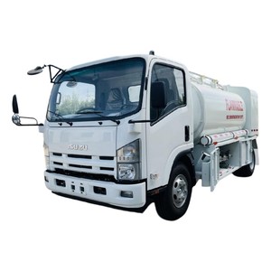 รถบรรทุกน้ำมัน ISUZU NQR 8000L รถบรรทุกส่งน้ำมันดีเซลพร้อมปั๊มสำหรับเติมน้ำมันในสถานีบริการน้ำมัน - Product Image 1