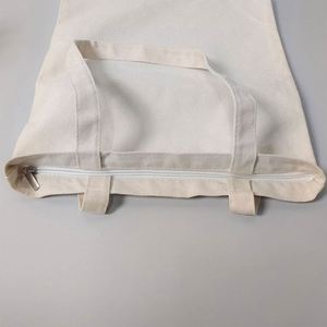 Sac fourre-tout en toile Château Fantastique Flamme de Fer, Sac de courses réutilisable, Cadeau tendance pour les lecteurs et les amateurs de livres, Impression de logo personnalisée - Product Image 5