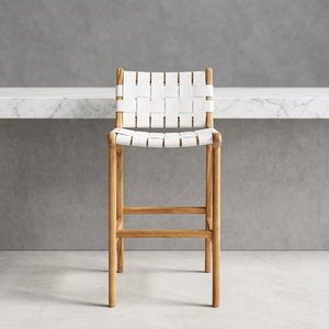Taburete de bar minimalista de madera de alta calidad con asiento y respaldo tejidos en blanco, patas cónicas, muebles duraderos para exteriores de Jepara - Product Image 6