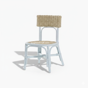 Chaise pour enfants en rotin naturel moderne faite à la main, sûre pour les événements en plein air, les anniversaires, les mariages, légère et écologique - Product Image 1