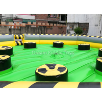 Jeu de sport de plein air 8m Toxic Meltdown Standing Wipe Out Gonflable Wipeout Parcours d'obstacles gonflable pour adultes