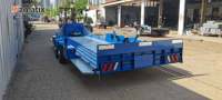 Remorque plateau robuste Blue Beaver Tail à plateforme élargie avec roue de secours, dimensions personnalisées pour le transport de machines de construction
