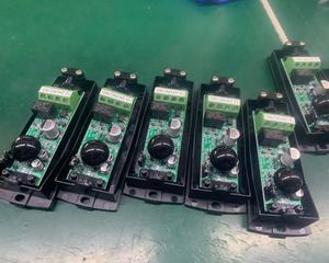 เซ็นเซอร์ตรวจจับแสงอัตโนมัติแบบไร้สายสำหรับประตูภายนอกอาคาร ระยะ 15 เมตร มาตรฐาน IP55 ป้องกันน้ำ พร้อมรีโมทควบคุม - Product Image 4