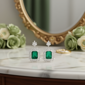 Boucles d'oreilles pendantes en or blanc E1605, imitation tourmaline Paraiba taille émeraude, motif floral, bijoux de luxe pour femme, idéales pour les soirées - Product Image 2