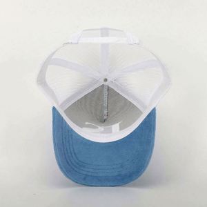 Casquette Trucker OEM Personnalisée de Haute Qualité à 5 Panneaux pour Hommes et Femmes, avec Logo Brodé 3D, en Velours Bleu Ciel et Maille, Fermeture Snapback - Product Image 6