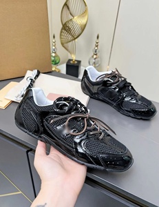 Scarpe da Corsa Forrest Gund di Alta Moda con Lacci Bicolore, Logo in Pelle, Tendenza di Moda Versatile, Fodera in Rete per Coppie - Product Image 3