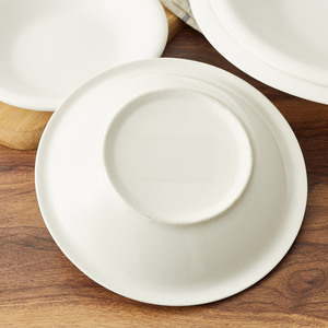 Assiette à dîner en céramique blanche <span class=keywords><strong>moderne</strong></span>, assiette à soupe ronde en <span class=keywords><strong>porcelaine</strong></span>, assiette à pâtes profonde pour hôtel, restaurant, maison, cuisine, <span class=keywords><strong>vaisselle</strong></span> de table - Product Image 4