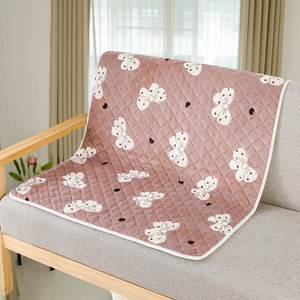 แผ่นรองฝึกสัตว์เลี้ยงกันน้ำกันลื่น แห้งเร็ว ซักได้ ใช้ซ้ำได้ ปักลายสวยงาม สำหรับสุนัขและแมว - Product Image 5