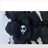 Maschera a Mezzo Viso con Teschio Animale e Scheletro Nero con Rosa per Halloween, Costume Spaventoso da Donna per Feste in Maschera