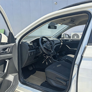 SUV Compatto Usato <span class=keywords><strong>Volkswagen</strong></span> <span class=keywords><strong>T</strong></span>-<span class=keywords><strong>Cross</strong></span> 1.5L LHD, Esterno Bianco, Ampia Disponibilità, Prezzo EXW Disponibile - Product Image 3